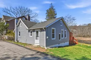 6 Timberwood Ln, Jefferson Township, NJ 07438 - Photo 3