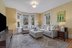 41 Oakwood Ave, Montclair, NJ 07043 - Photo 13