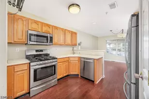 902 Wendover Ct, Randolph Township, NJ 07869 - Photo 9