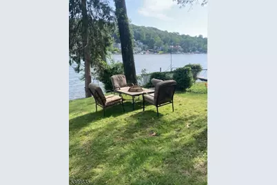 78 Ithanell Rd, Hopatcong, NJ 07843 - Photo 3