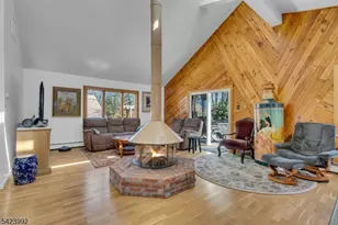 66 Salmon Rd, Roxbury Township, NJ 07850 - Photo 11