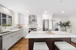 22 Smoke Rise Ln, Bedminster Township, NJ 07921 - Photo 11