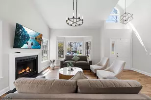 22 Smoke Rise Ln, Bedminster Township, NJ 07921 - Photo 5