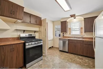 230 Sandford Ave, North Plainfield, NJ 07060 - Photo 7