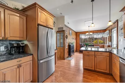 24 Broadway, West Milford Twp., NJ 07480 - Photo 9