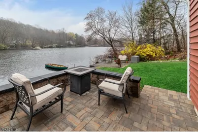 24 Broadway, West Milford Twp., NJ 07480 - Photo 25