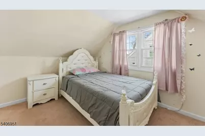 186 10th Ave, Hawthorne, NJ 07506 - Photo 13