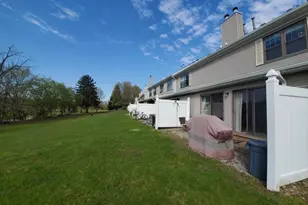 303 Brokaw Ct, Bridgewater, NJ 08807 - Photo 25