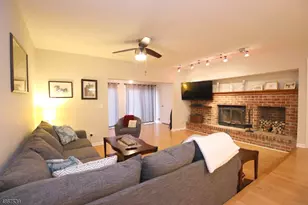 303 Brokaw Ct, Bridgewater, NJ 08807 - Photo 9