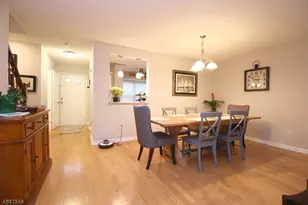 303 Brokaw Ct, Bridgewater, NJ 08807 - Photo 7