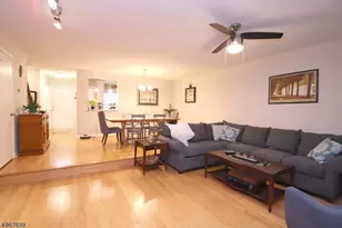 303 Brokaw Ct, Bridgewater, NJ 08807 - Photo 11