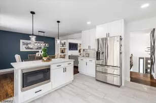 30 Melissa Dr, Totowa, NJ 07512 - Photo 5