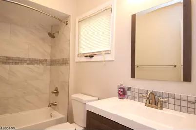 32 Hancock Ct, Raritan Township, NJ 08822 - Photo 13