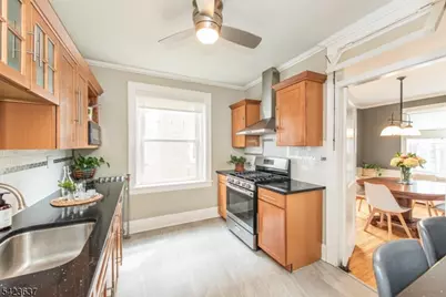 55 Park Ave #26, East Orange, NJ 07003 - Photo 9