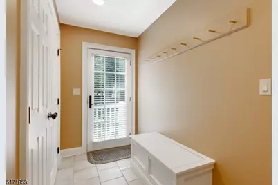 7 Byron Rd, Millburn, NJ 07078 - Photo 27