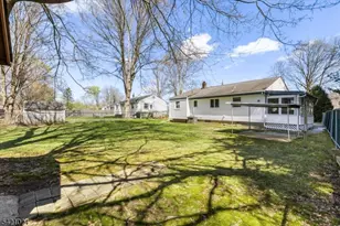 191 Lindley Ct, Andover, NJ 07821 - Photo 27