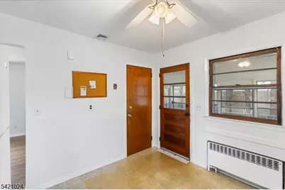 191 Lindley Ct, Andover, NJ 07821 - Photo 17