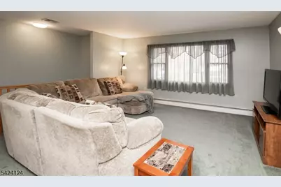 4 Broadway, Hopatcong, NJ 07843 - Photo 11