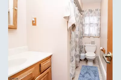 4 Broadway, Hopatcong, NJ 07843 - Photo 23