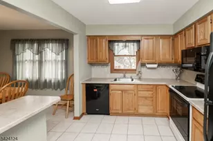 4 Broadway, Hopatcong, NJ 07843 - Photo 3