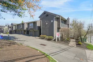 855 Valley Brook Ave, Lyndhurst Township, NJ 07071 - Photo 23