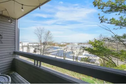 855 Valley Brook Ave #B, Lyndhurst Township, NJ 07071 - Photo 21