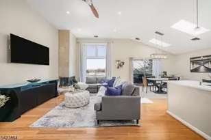 855 Valley Brook Ave, Lyndhurst Township, NJ 07071 - Photo 3