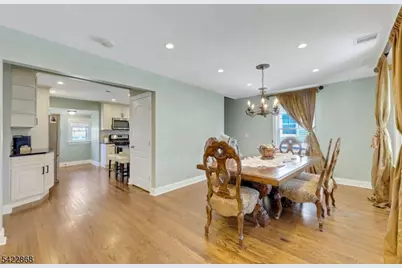 28 Harper Ter, Cedar Grove, NJ 07009 - Photo 5