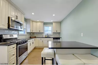 28 Harper Ter, Cedar Grove, NJ 07009 - Photo 9