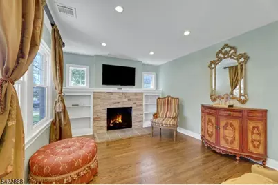 28 Harper Ter, Cedar Grove, NJ 07009 - Photo 3