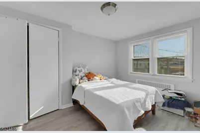 264 Lincoln Pl, Garfield, NJ 07026 - Photo 27