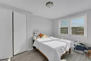 264 Lincoln Pl, Garfield, NJ 07026 - Photo 27