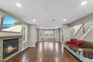 431 Raritan Rd, Linden, NJ 07036 - Photo 13