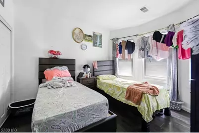 11 Carlton St, East Orange, NJ 07017 - Photo 23