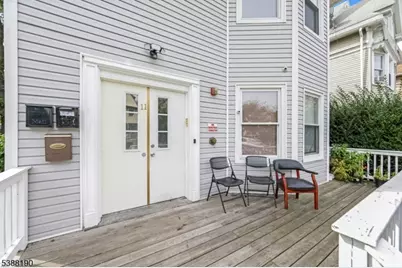 11 Carlton St, East Orange, NJ 07017 - Photo 7