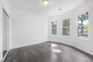 11 Carlton St, East Orange, NJ 07017 - Photo 15