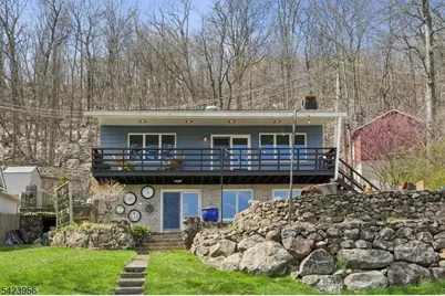 213 Hudson Ave, Hopatcong, NJ 07843 - Photo 13