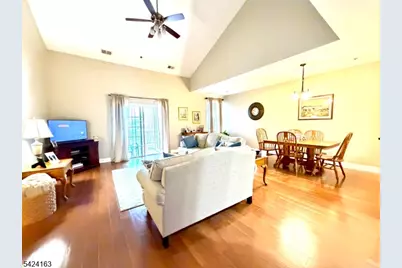 607 Brook Hollow Dr, Hanover Township, NJ 07981 - Photo 19