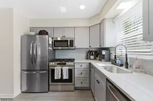 425 Midland Ave, Pompton Lakes, NJ 07442 - Photo 13