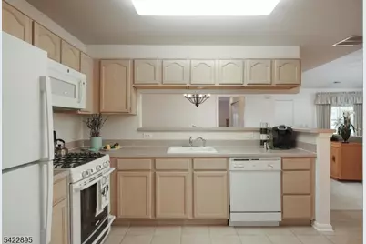 201 Merry Ln, Hillsborough Township, NJ 08844 - Photo 17