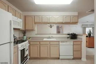 201 Merry Ln, Hillsborough Township, NJ 08844 - Photo 17