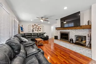 60 W Springtown Rd, Washington Township, NJ 07853 - Photo 5