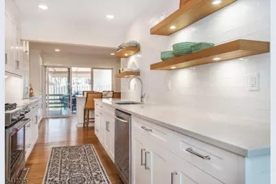 10 Hemlock Ln, Harding Township, NJ 07960 - Photo 9