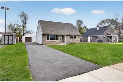 22 Farrell Ave, Ewing Township, NJ 08618 - Photo 5
