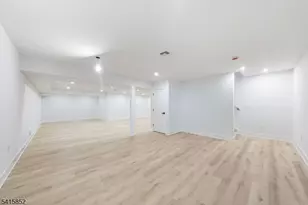 302 West Ln, Clark Township, NJ 07066 - Photo 23