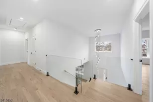 302 West Ln, Clark Township, NJ 07066 - Photo 13