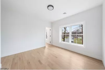 302 West Ln, Clark Township, NJ 07066 - Photo 17