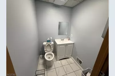 495 Union Ave, Middlesex, NJ 08846 - Photo 5