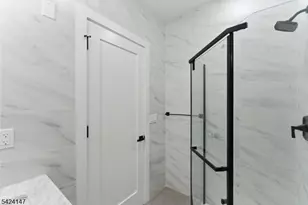 649 38th St, Union City, NJ 07087 - Photo 23