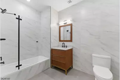 649 38th St, Union City, NJ 07087 - Photo 15